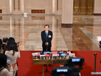 제14기 전인대 4차 회의 두 번째 부장통로 인터뷰