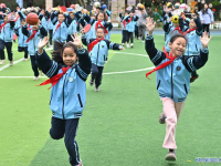 中 광시 초등학교, 체육 축제 개막