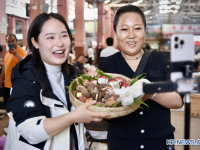 中 윈난 요리, 중국 넘어 세계 식탁으로..."자연 본연의 맛"에 인기 확산