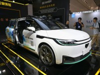 양질의 제품으로 소비 촉진...中, AI∙신에너지차 등 신기술로 소비 시장 확대