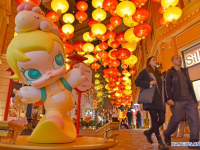 홍콩, 춘절 연휴 첫날 관광객 37만7천 명 몰려...본토 관광객 북적