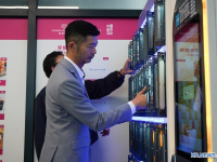 자판기에서 나오는 책...中 홍콩, 스마트 기술로 북 크로싱 열기 "UP"