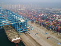 "세계의 공장" 넘어섰다..."글로벌 공급 허브"로 입지 굳히는 중국