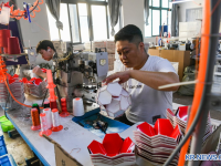 지난해부터 준비...中 이우, 맞춤제작·AI로 "2026 월드컵" 특수 선점